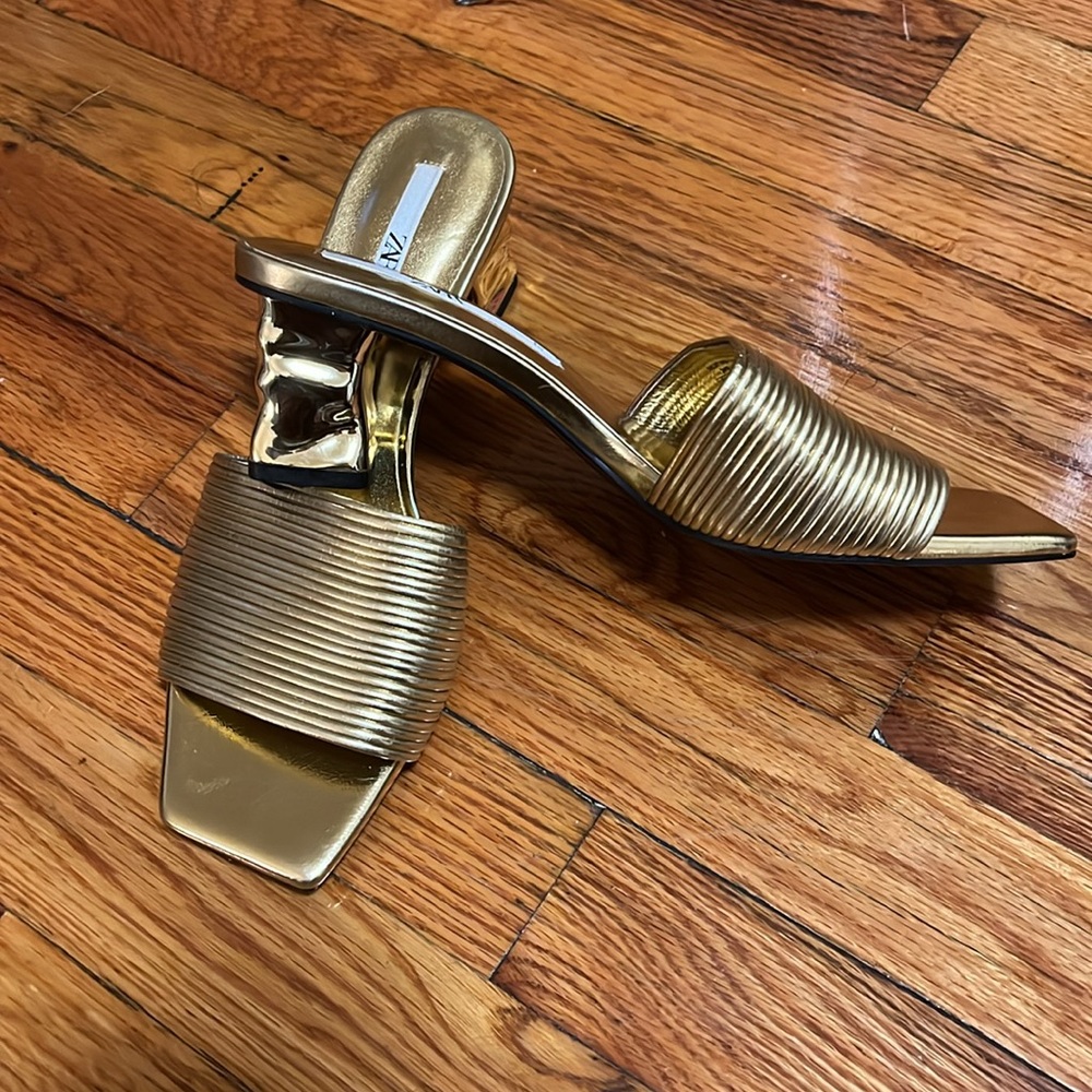 Zara Gold Metallic Sandals